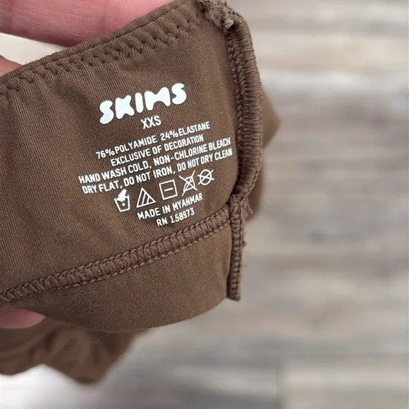 SKIMS Fits Everybody Scoop Oxide Bralette Large XXS NWT - Picture 8 of 9